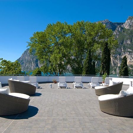 Hotel Oasi Wellness & Spa Riva del Garda Exterior photo