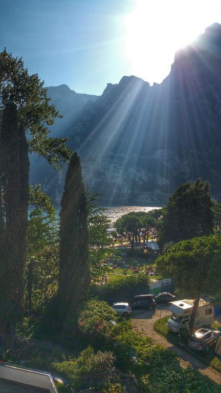 Hotel Oasi Wellness & Spa Riva del Garda Exterior photo