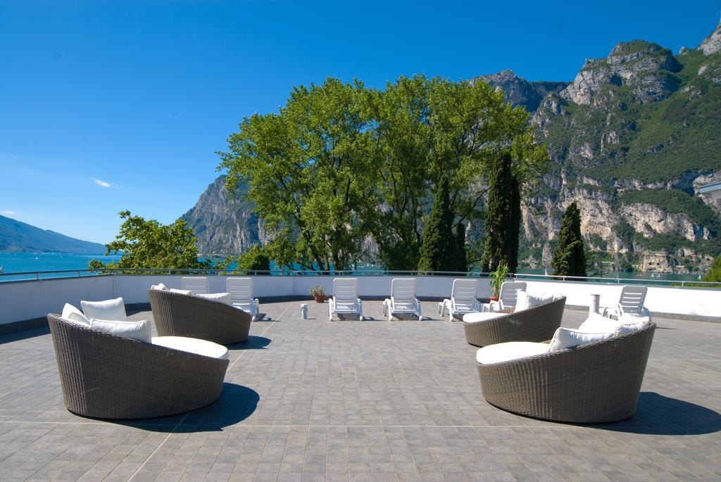 Hotel Oasi Wellness & Spa Riva del Garda Exterior photo